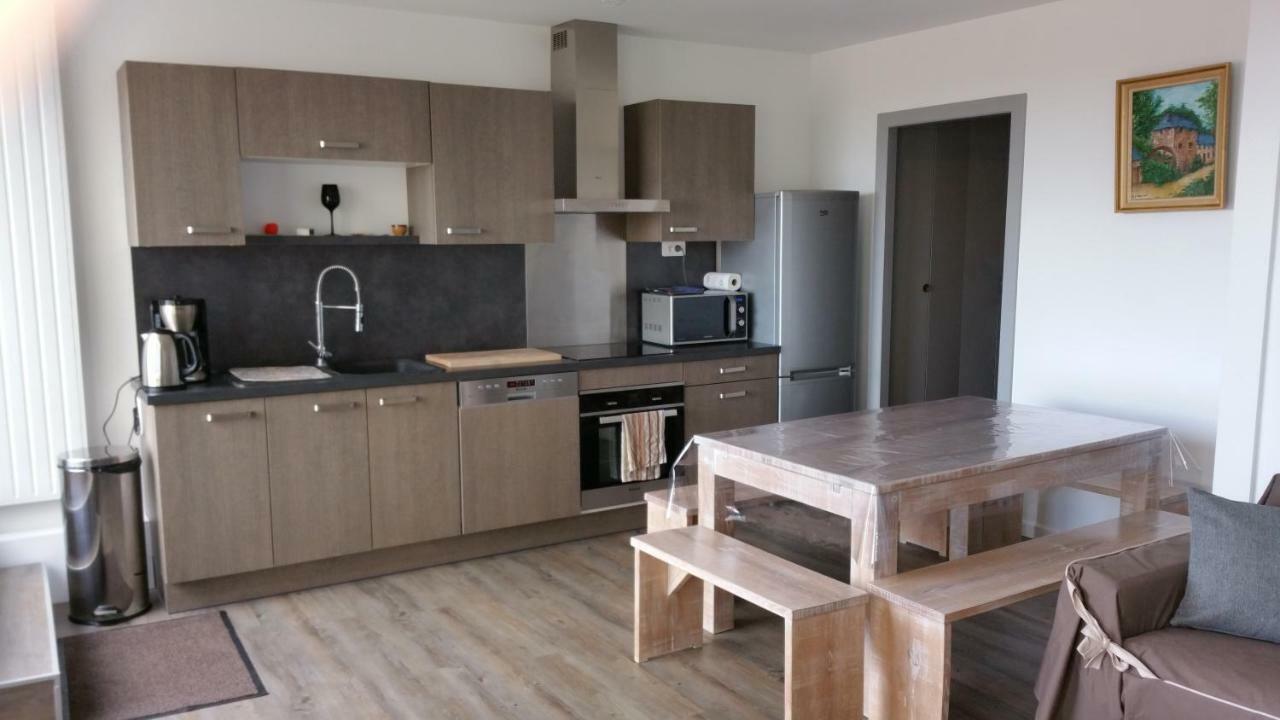 Appartement Vue Sur Mer Et Port Grandcamp-Maisy Dış mekan fotoğraf